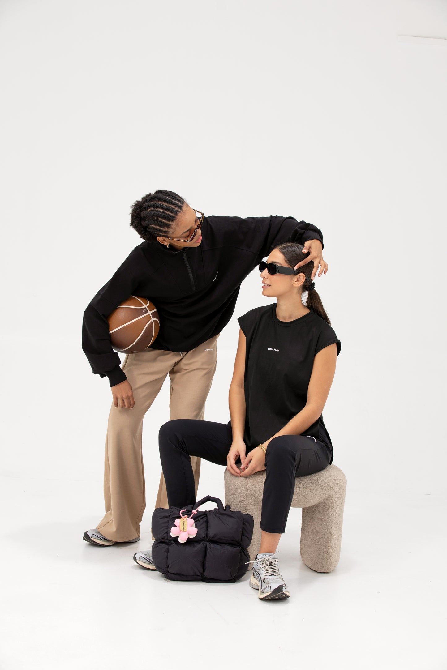 The Butter Puffer Tote – Black