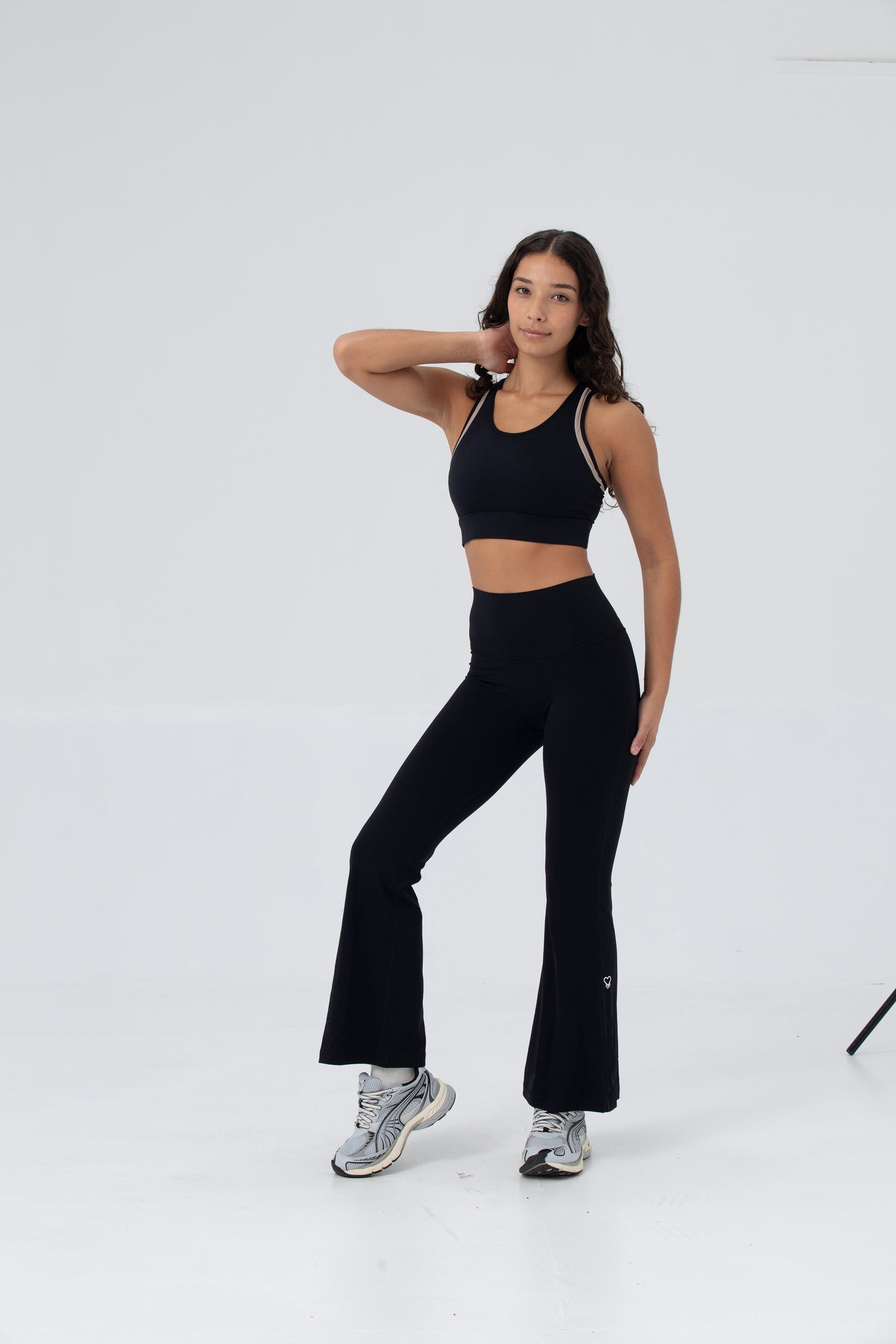 LikeSkin® Seamless Open back Sports Bra - Black with Beige edges