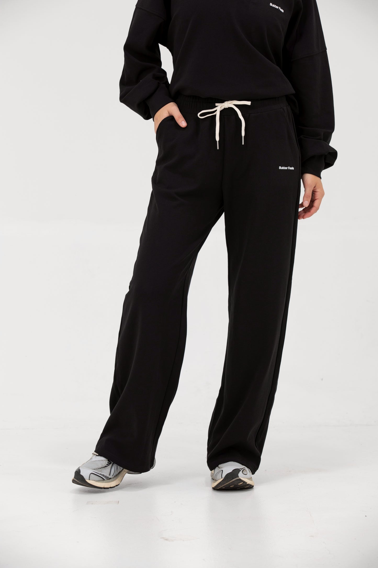 Co-ord Funnel Neck Zip Sweater & Straight Leg Sweatpants - Obsessed Black