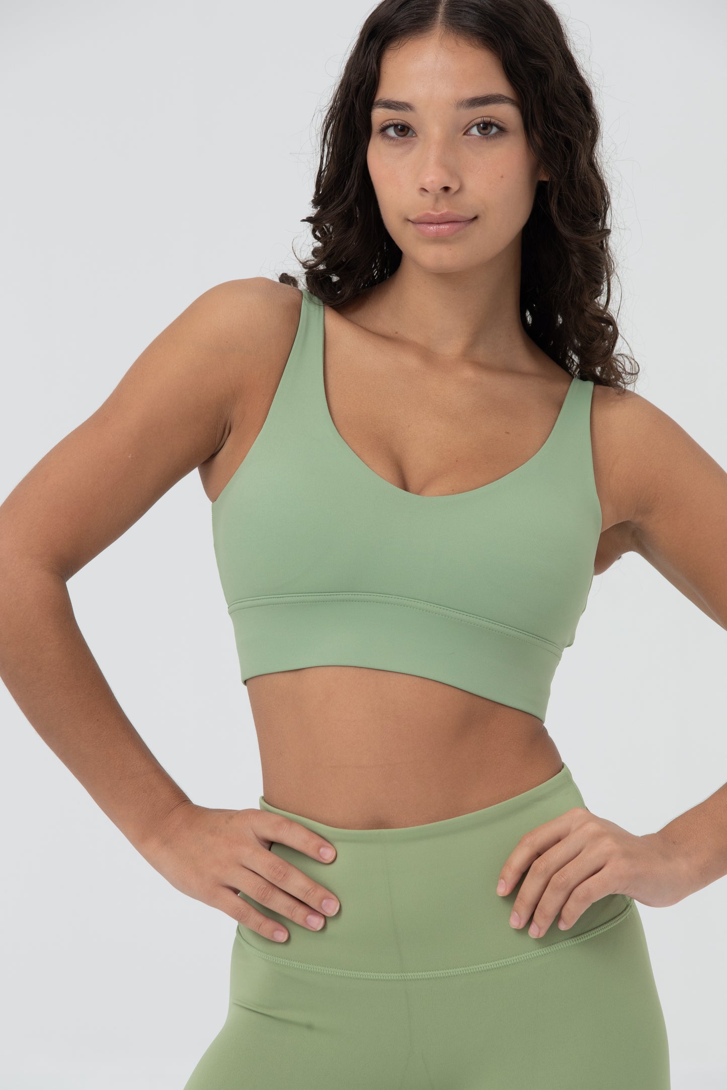 LikeSkin® Seamless Open back Sports Bra - Pistachio